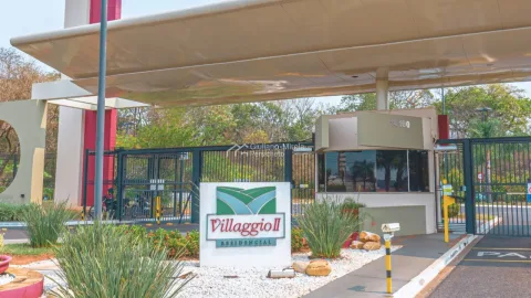 Condomínio Villaggio II