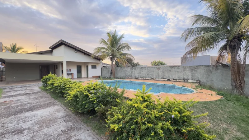 Casa para venda com 205 m² e 3 quartos em Jardim Terra Branca, Bauru - SP