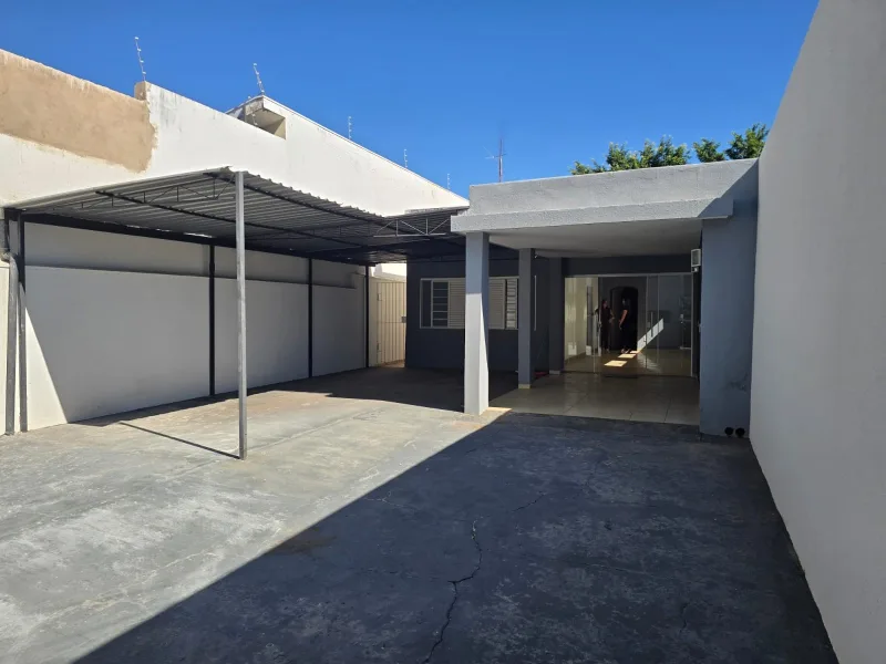 Casa para venda com 180 m² e 2 quartos em Jardim Estoril, Bauru - SP