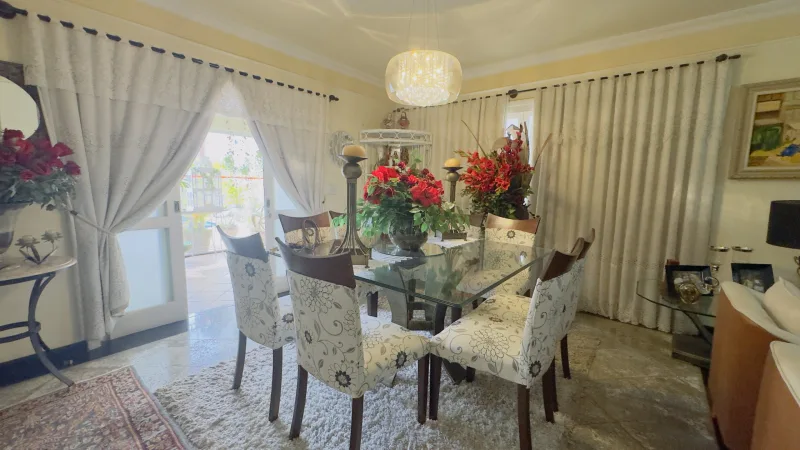Casa para venda com 259,87 m² e 3 quartos em Jardim Estoril IV, Bauru - SP — foto 2