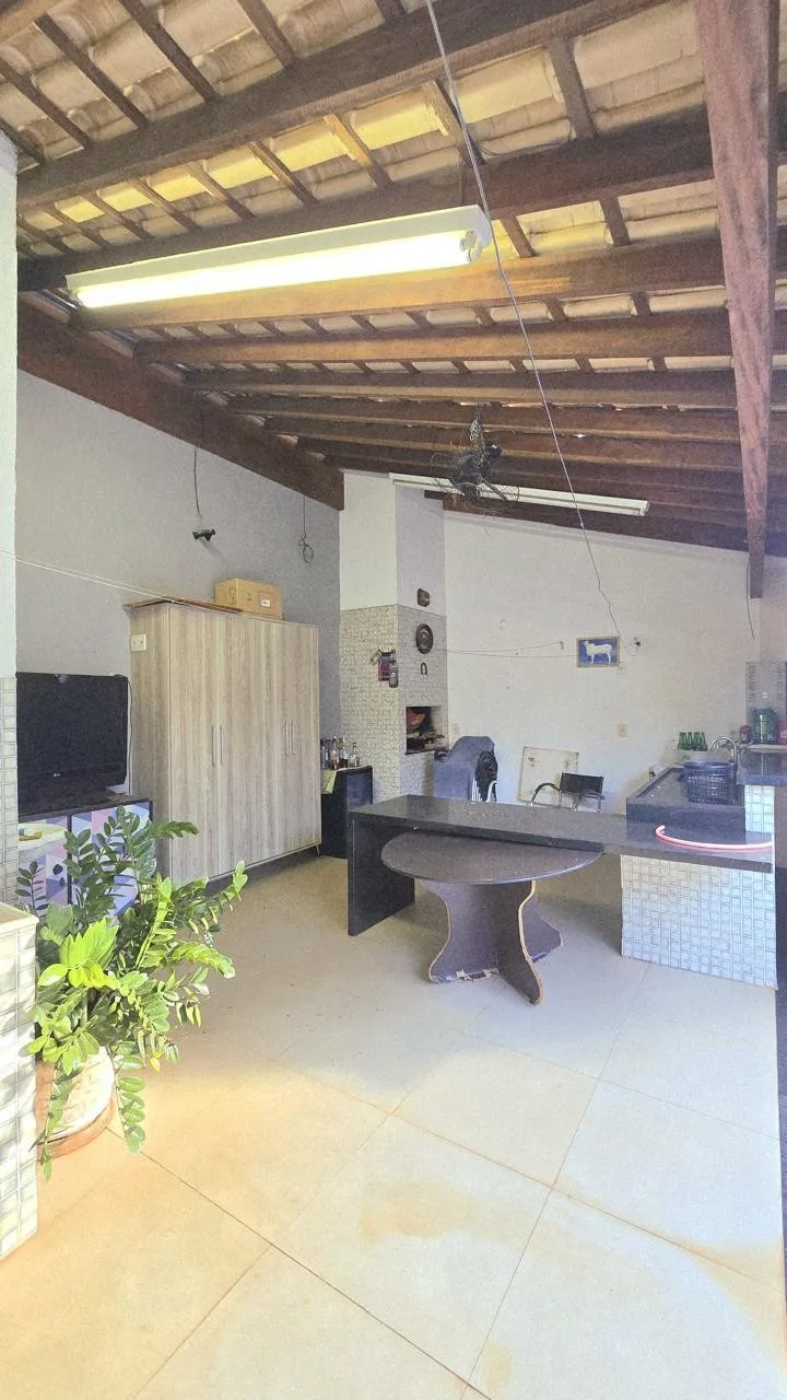 Sobrado para venda com 192,69 m² e 3 quartos em Jardim Marambá, Bauru - SP