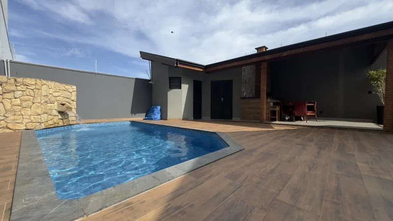 Casa para venda com 224 m² e 4 quartos em Jardim Europa, Bauru - SP