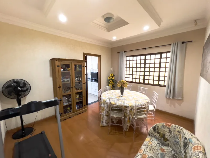 Casa para venda com 215,83 m² e 3 quartos em Jardim Carolina, Bauru - SP — foto 3