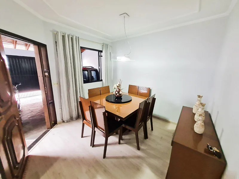 Casa para venda com 132 m² e 3 quartos em Jardim Carolina, Bauru - SP