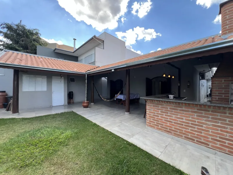 Casa para venda com 221,5 m² e 3 quartos em Vila Souto, Bauru - SP