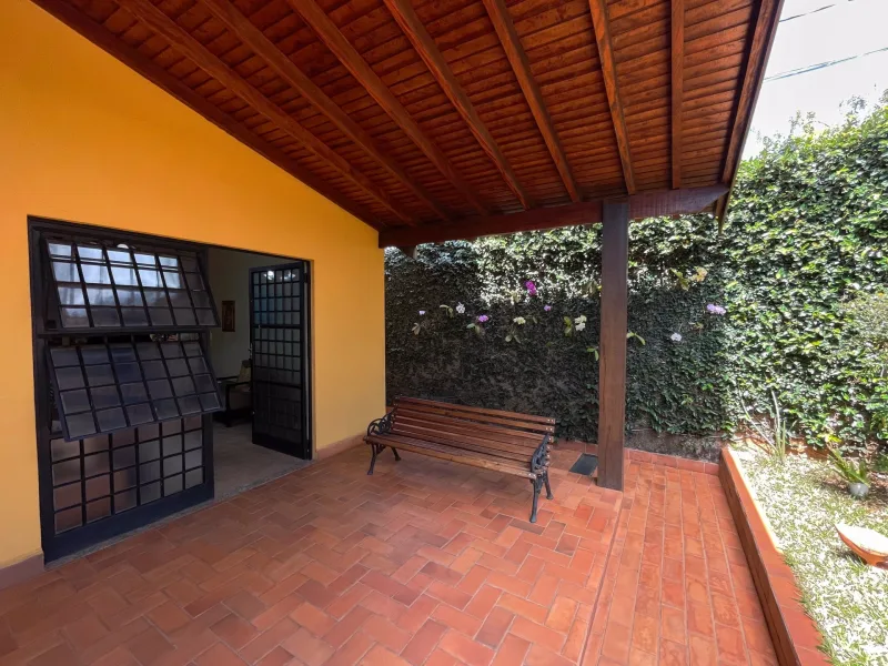 Casa para venda com 200 m² e 3 quartos em Parque Jardim Europa, Bauru - SP