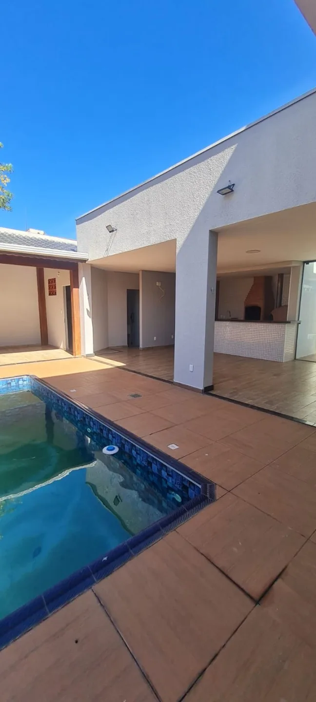 Sobrado para venda com 296,04 m² e 3 quartos em Quinta Ranieri, Bauru - SP