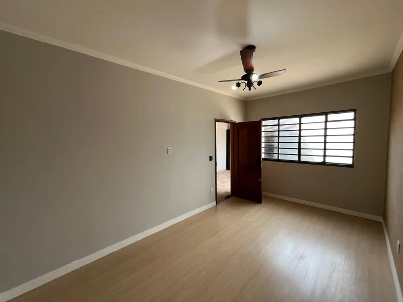 Casa para venda com 150 m² e 3 quartos em Centro, Bauru - SP