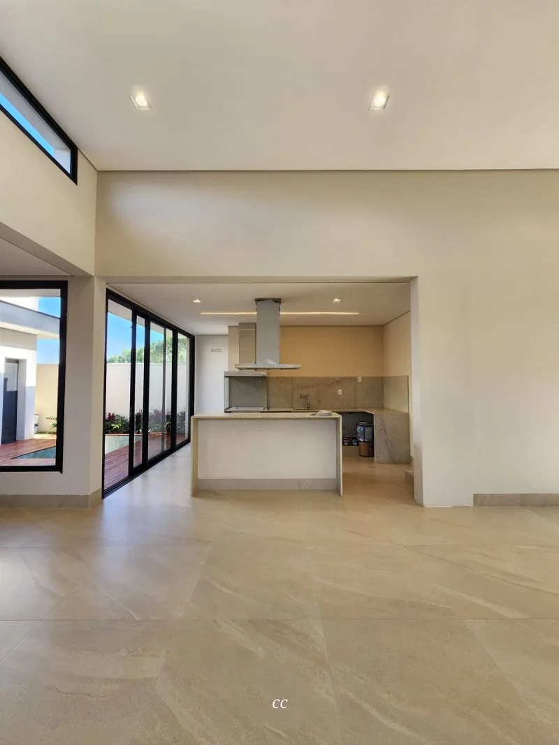 Casa à Venda no Condomínio Villa de Léon II - Piratininga - SP — foto 3