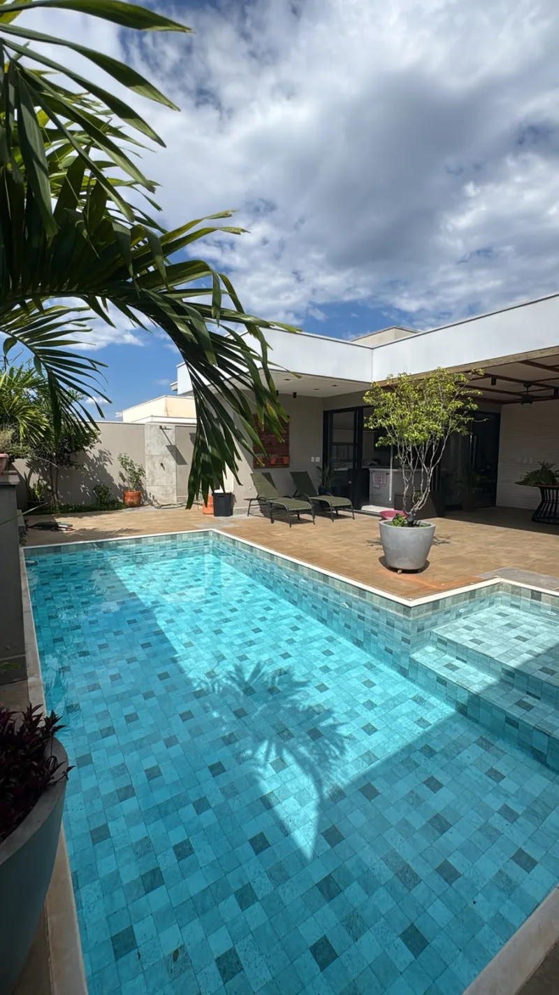 Casa à Venda no Condomínio Morada Do Sol - Piratininga - SP