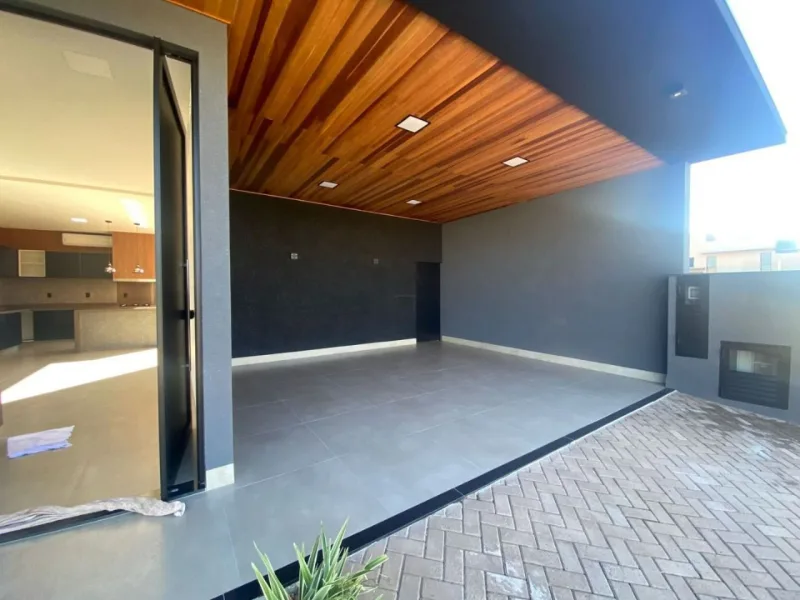 Casa à Venda no Condomínio Guestier I - Piratininga - SP — foto 2