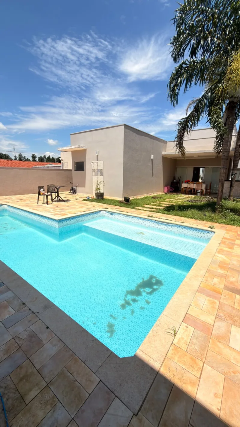 Casa à Venda no Condomínio Parque Pontal - Piratininga - SP