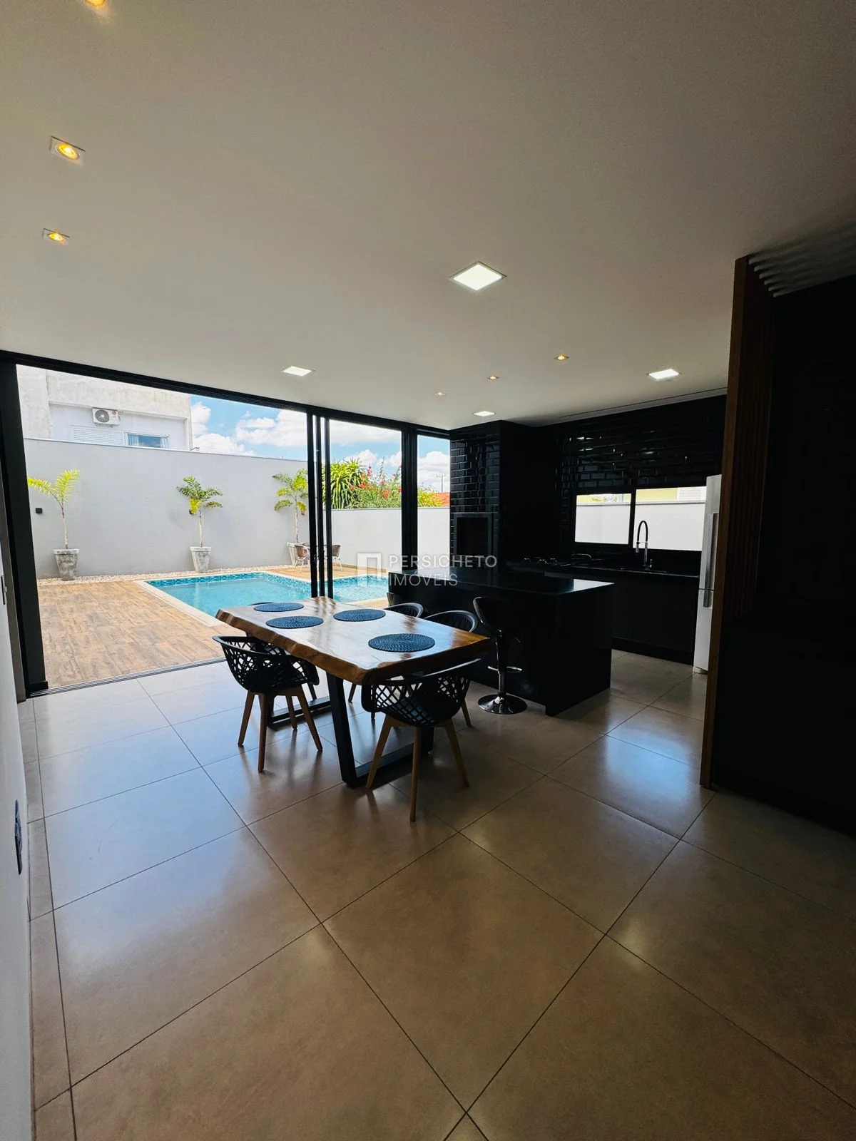 Casa à Venda no Condomínio Parque Pontal - Piratininga - SP — foto 1