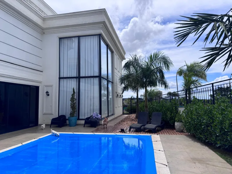 Casa à Venda no Condomínio Alphaville - Bauru - SP