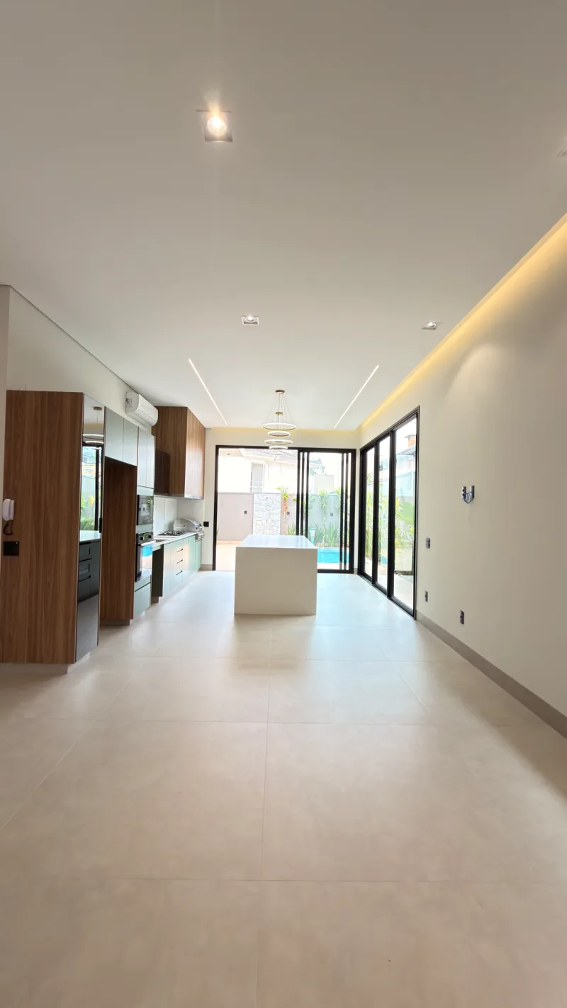 Casa à Venda no Condomínio Villaggio II - Bauru - SP