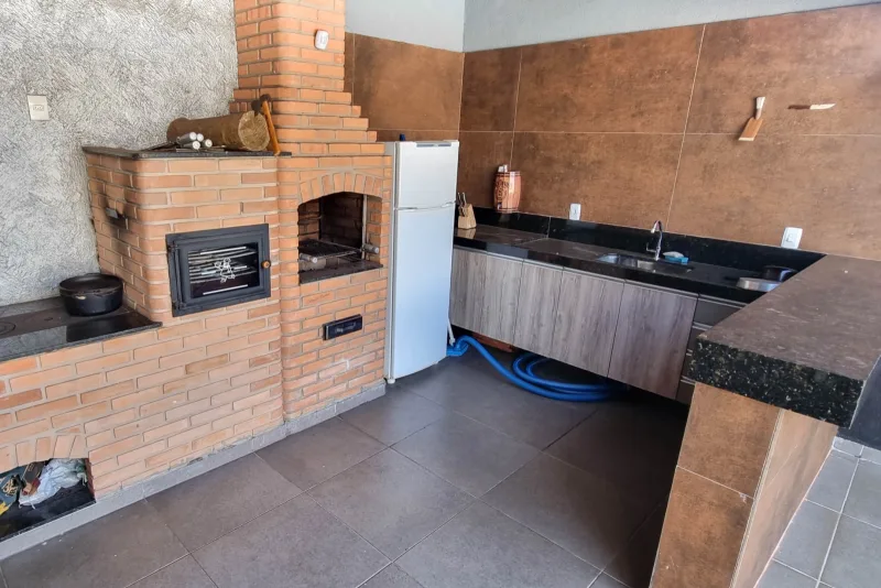 Sobrado para venda com 211,65 m² e 3 quartos em Jardim Bela Vista, Bauru - SP — foto 2
